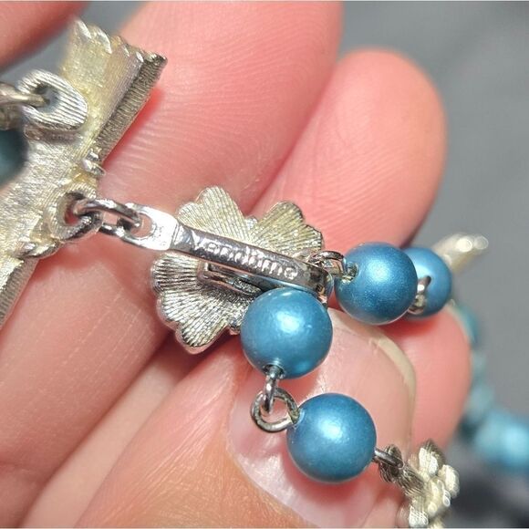 Vintage Vendome Mid-Century Blue Crystal and Bead Double Strand Necklace - Picture 8 of 10